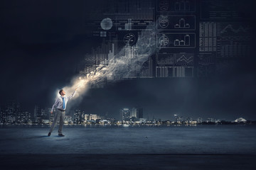 安全伴我行交通安全主题班会教案